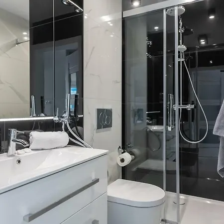 P&O Apartments Zgoda Apartment